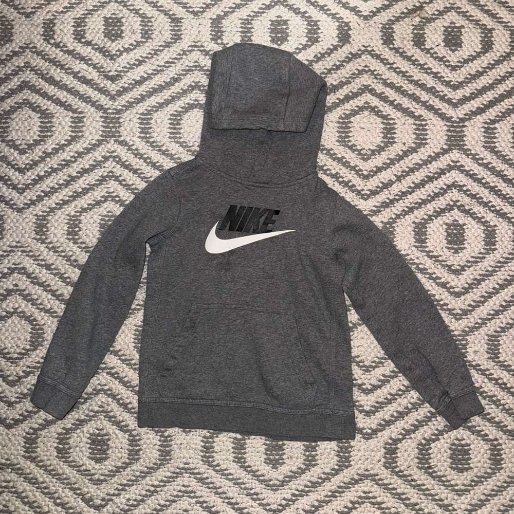 Nike Heather Gray Hoodie with Black Logo size youth  small